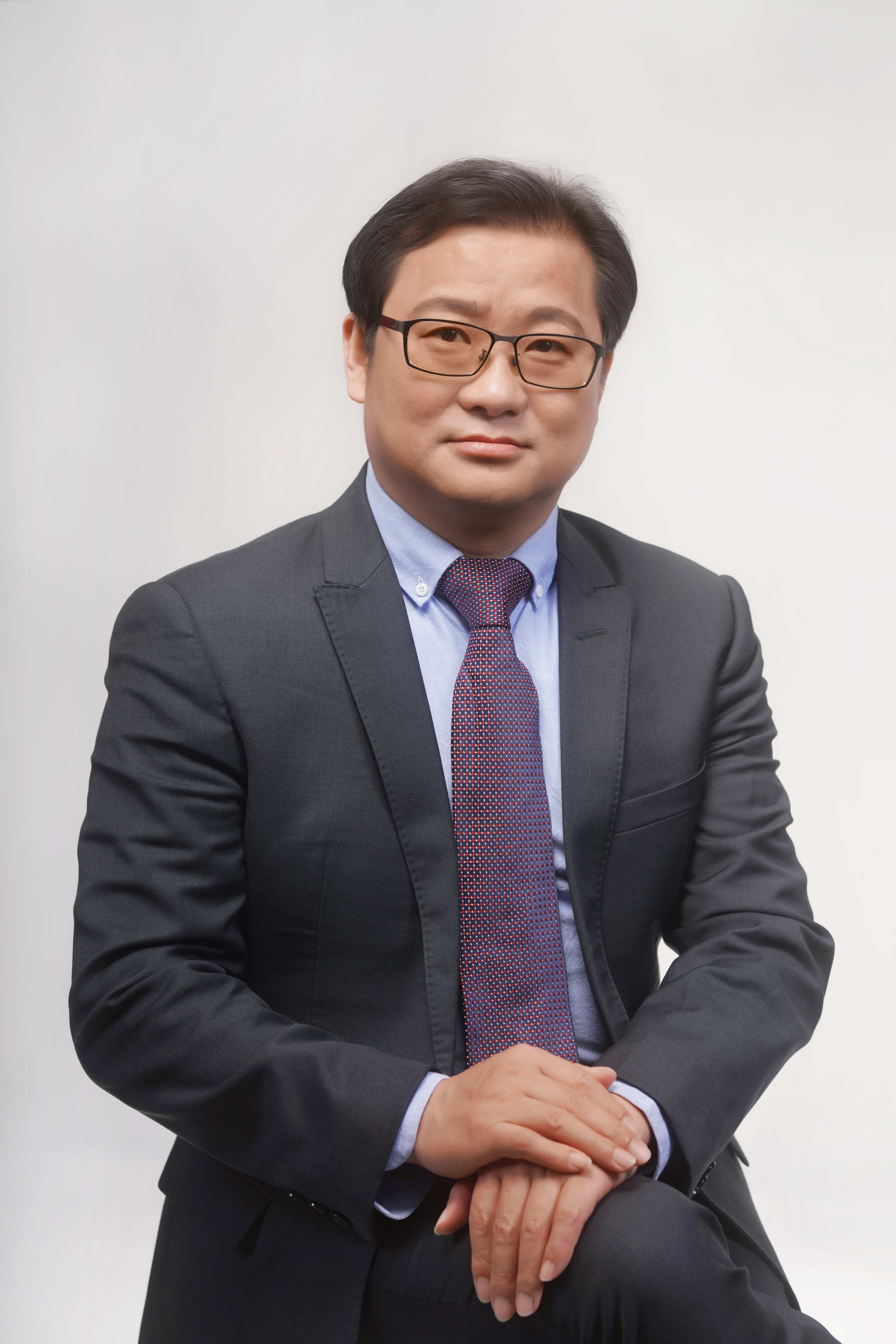 Prof. Aiwen Lei
